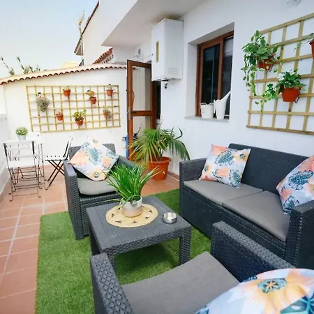 Terraza, Centrico Pueblo + Aparcamiento Cerca Apartamento